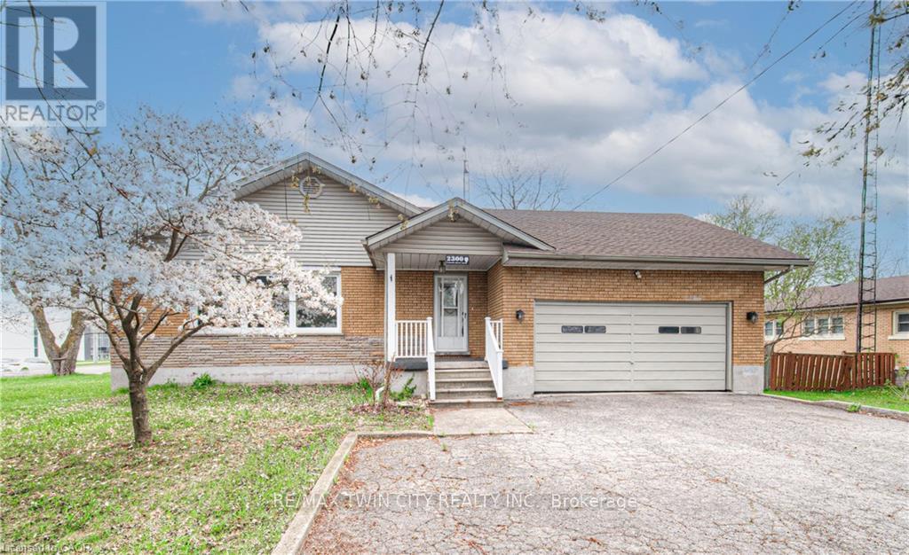 2300 FOUNTAIN STREET N