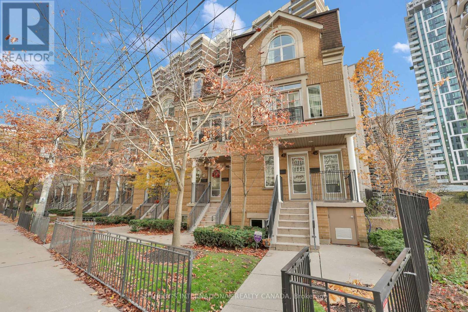 45 PLEASANT BOULEVARD