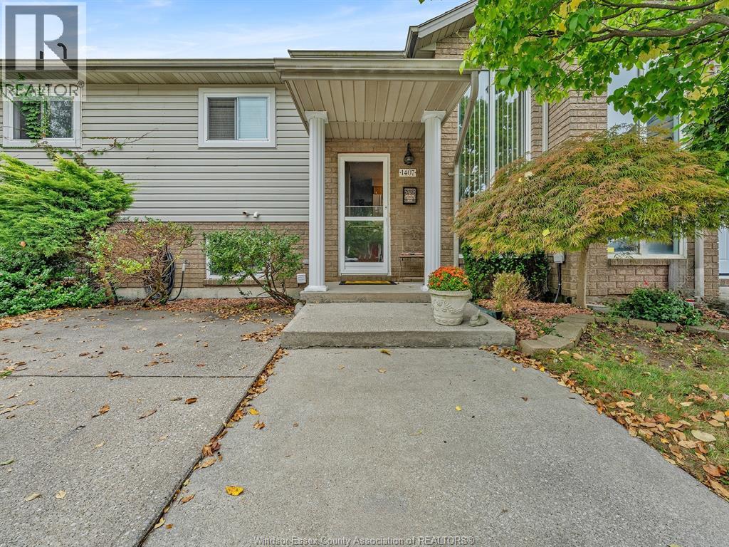 1407 Mickaila CRESCENT