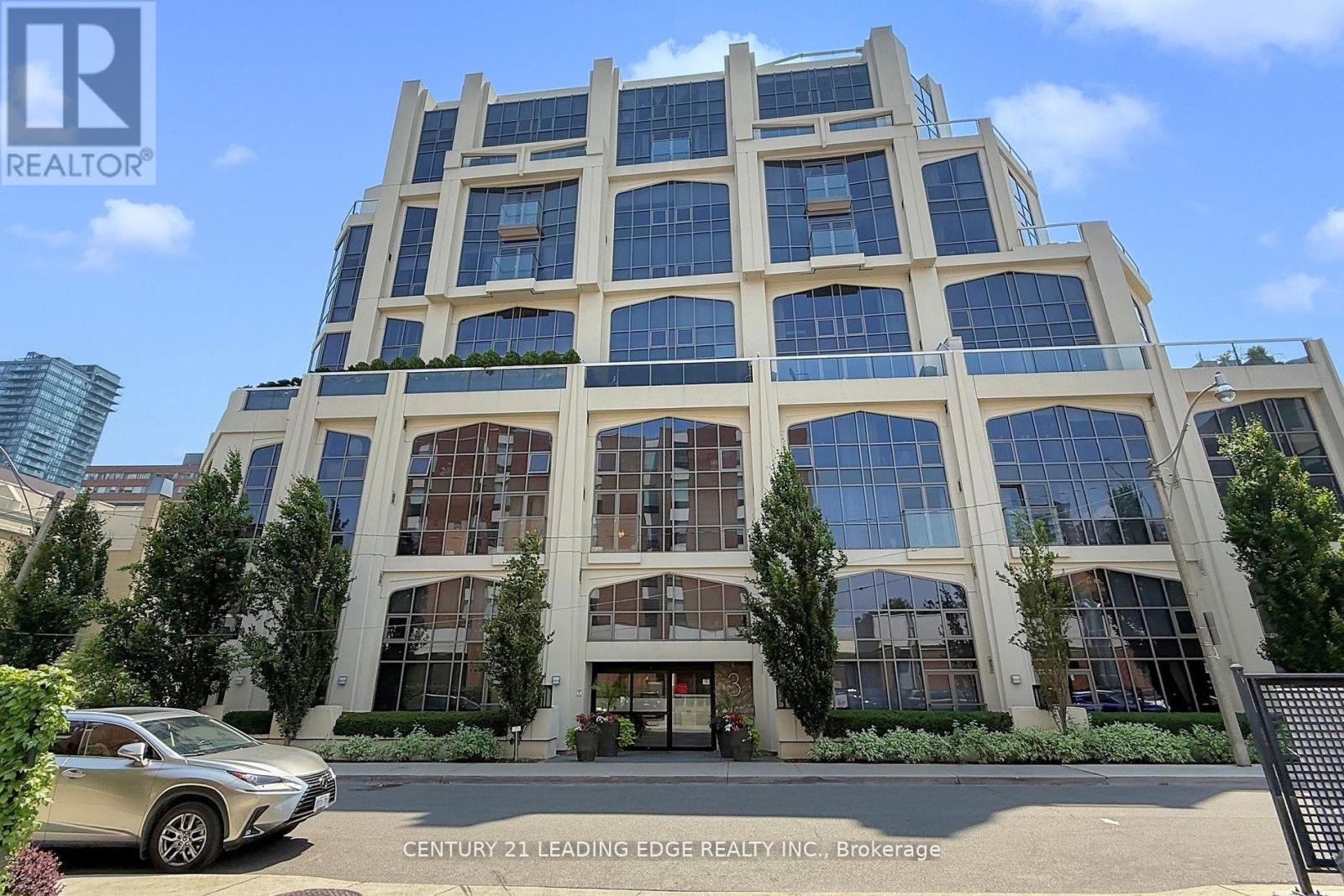 502 - 3 MCALPINE STREET