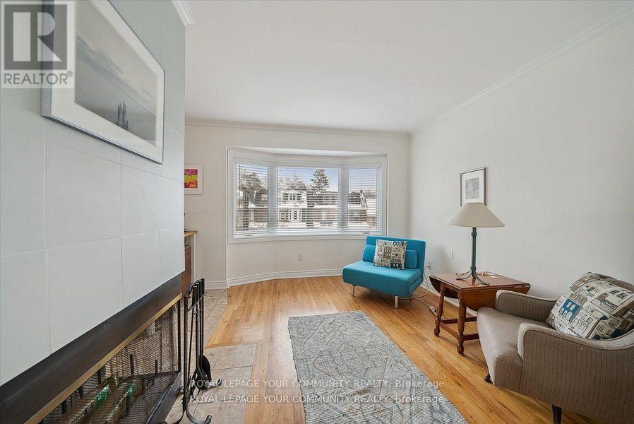 201 - 60 KIPPENDAVIE AVENUE