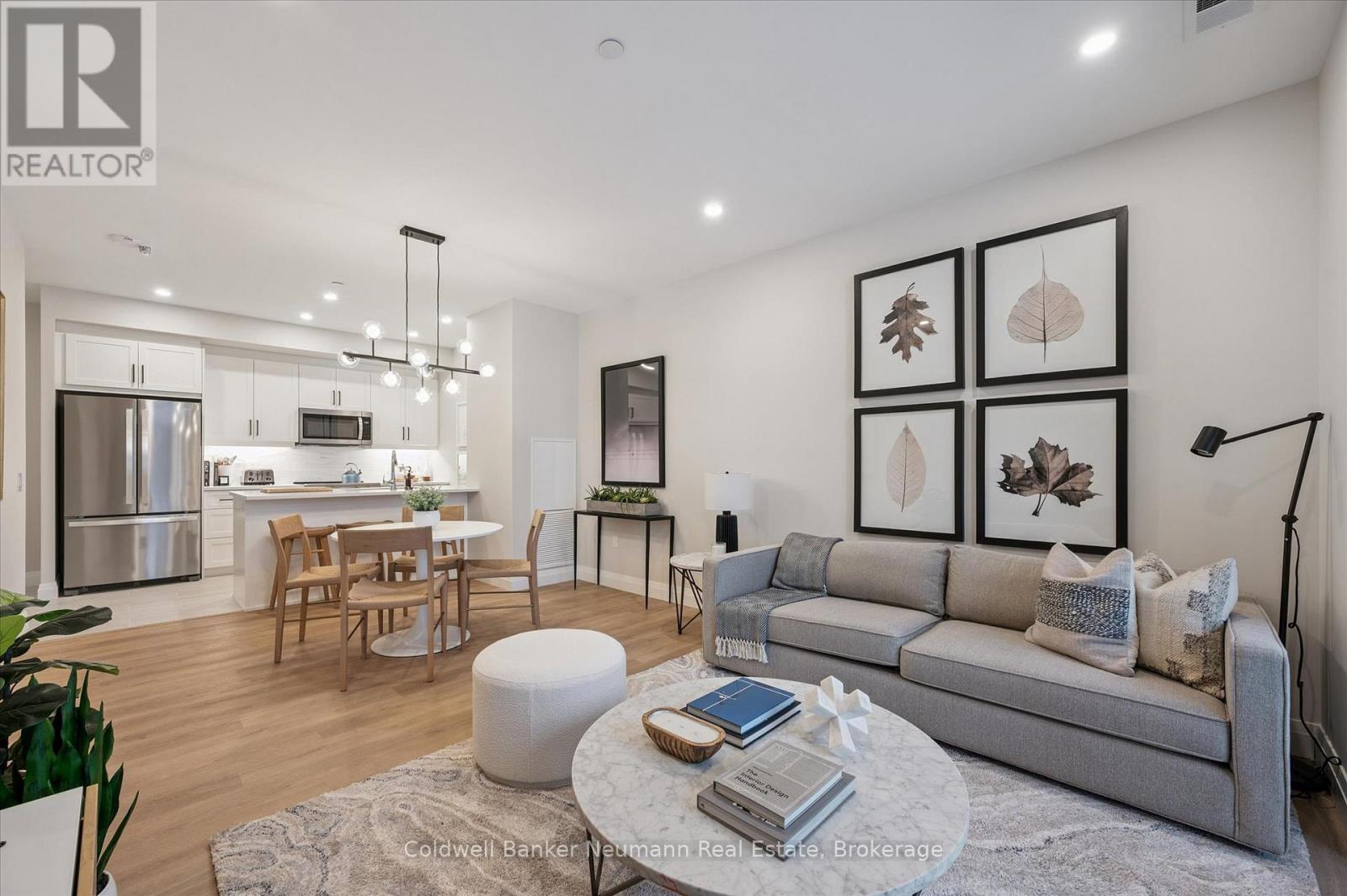 318 - 1882 GORDON STREET