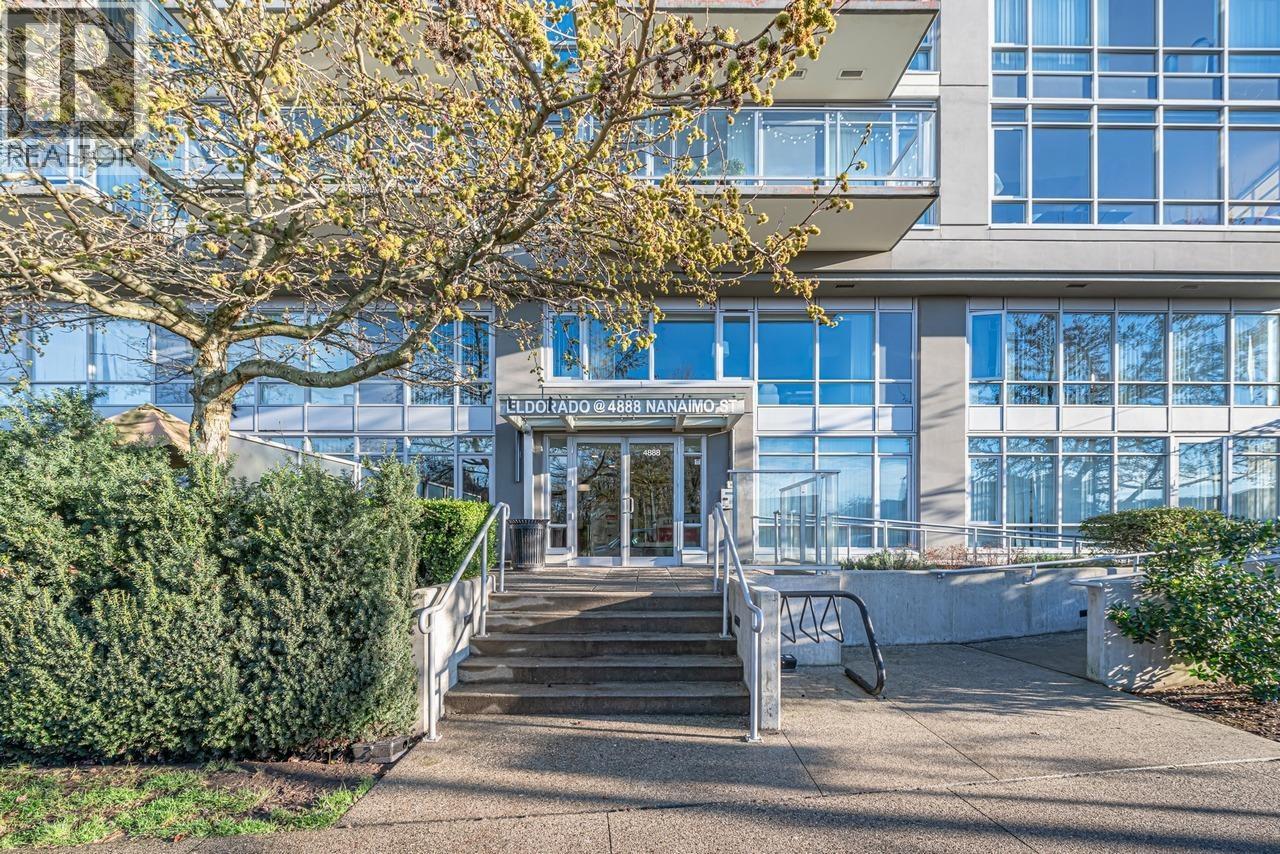 612 4888 NANAIMO STREET