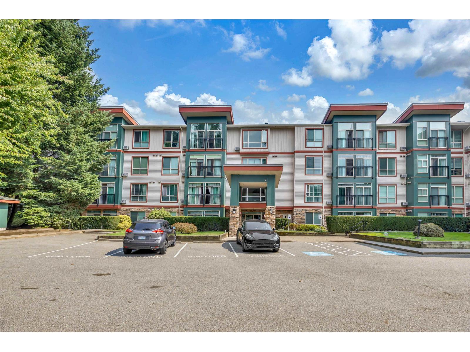 312 33485 SOUTH FRASER WAY