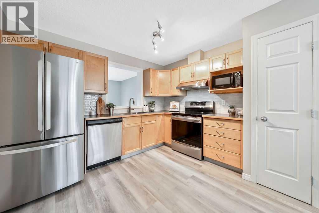 126 Everhollow Heights SW