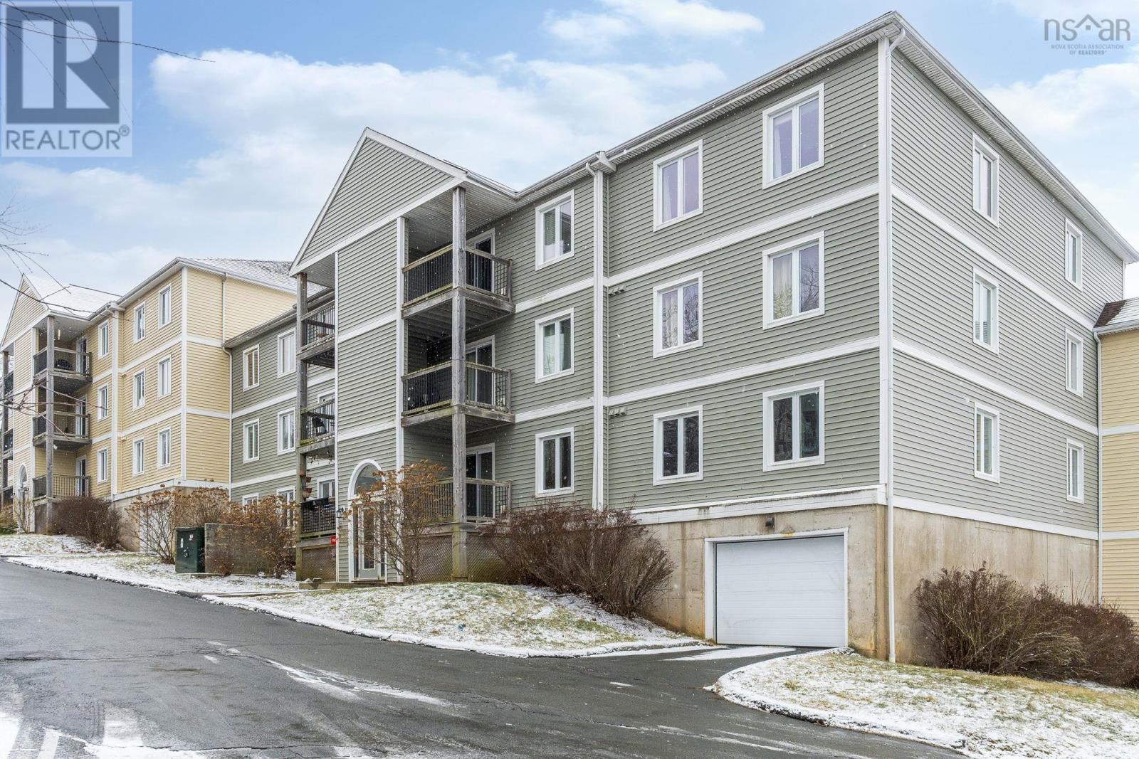 105 120 Rutledge Street