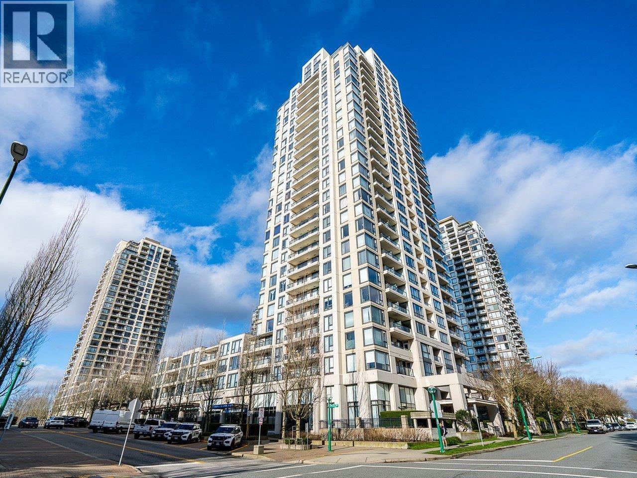 2408 7063 HALL AVENUE