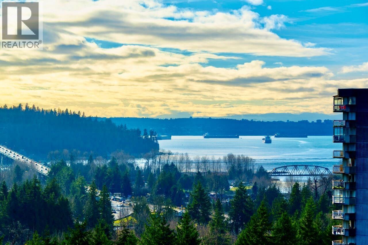 1710 2008 FULLERTON AVENUE