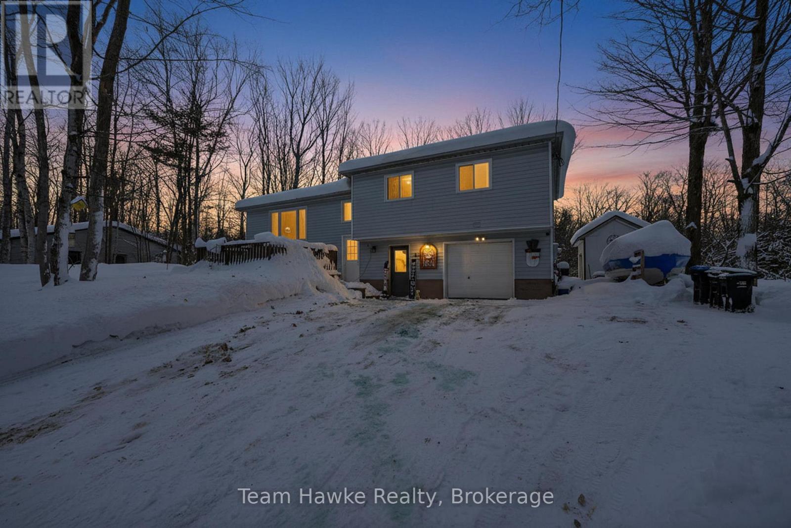 50 LAURIER BOULEVARD