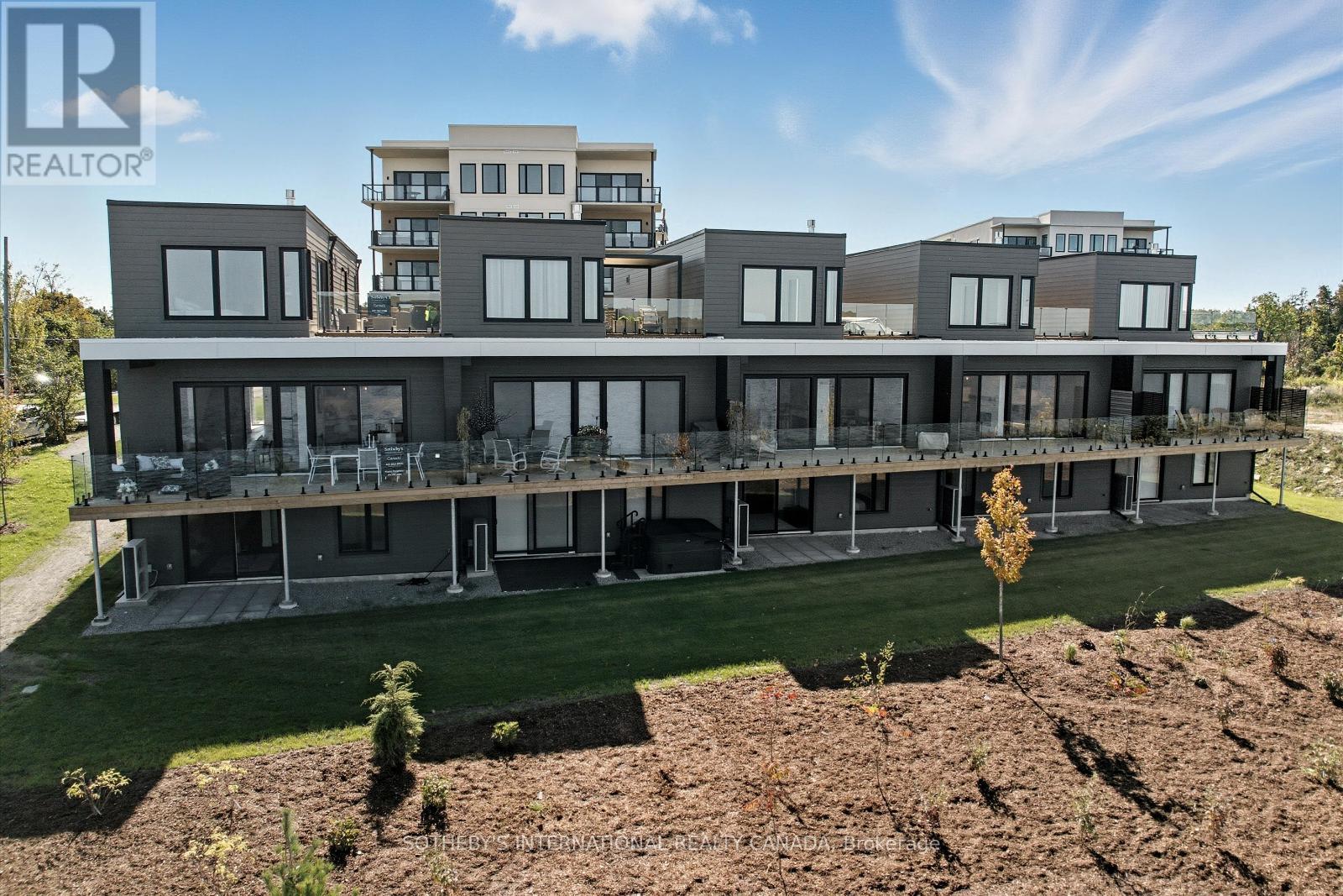 17 - 19 WEST ST N STREET