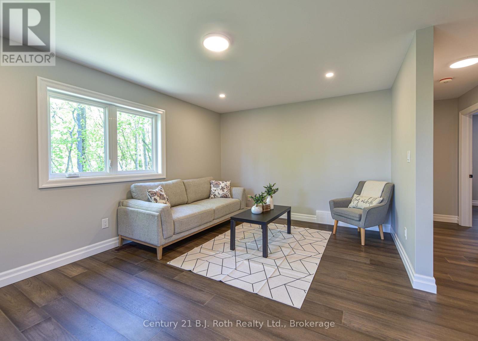 3324 BRAMSHOTT AVENUE