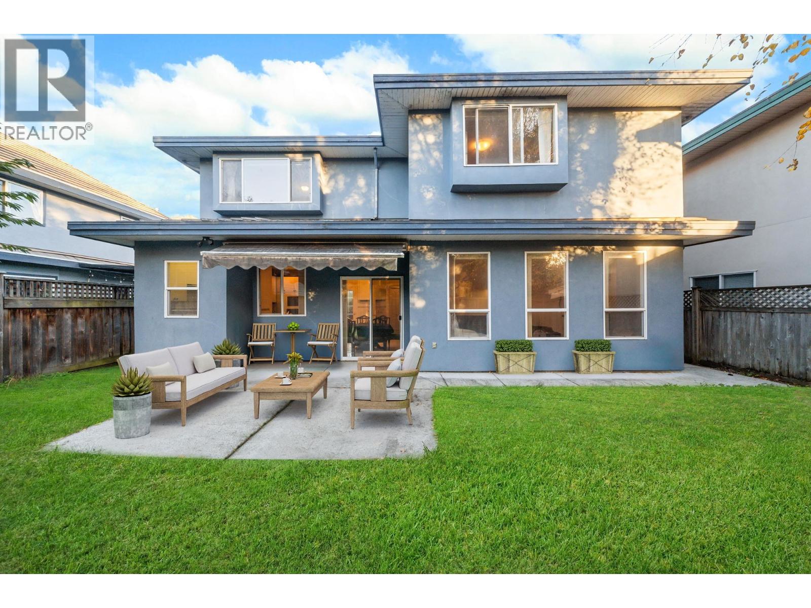 11851 RAILWAY AVENUE