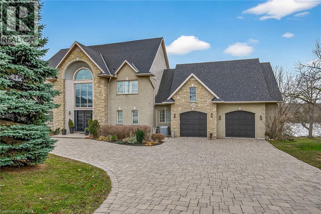 397 CAITHNESS Street E