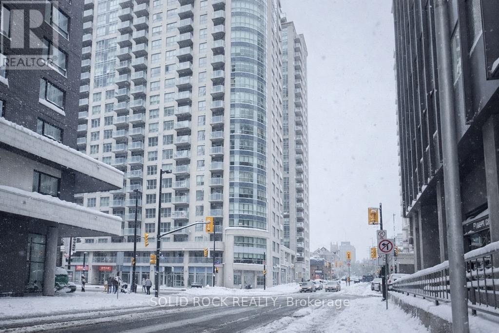 502 - 242 RIDEAU STREET