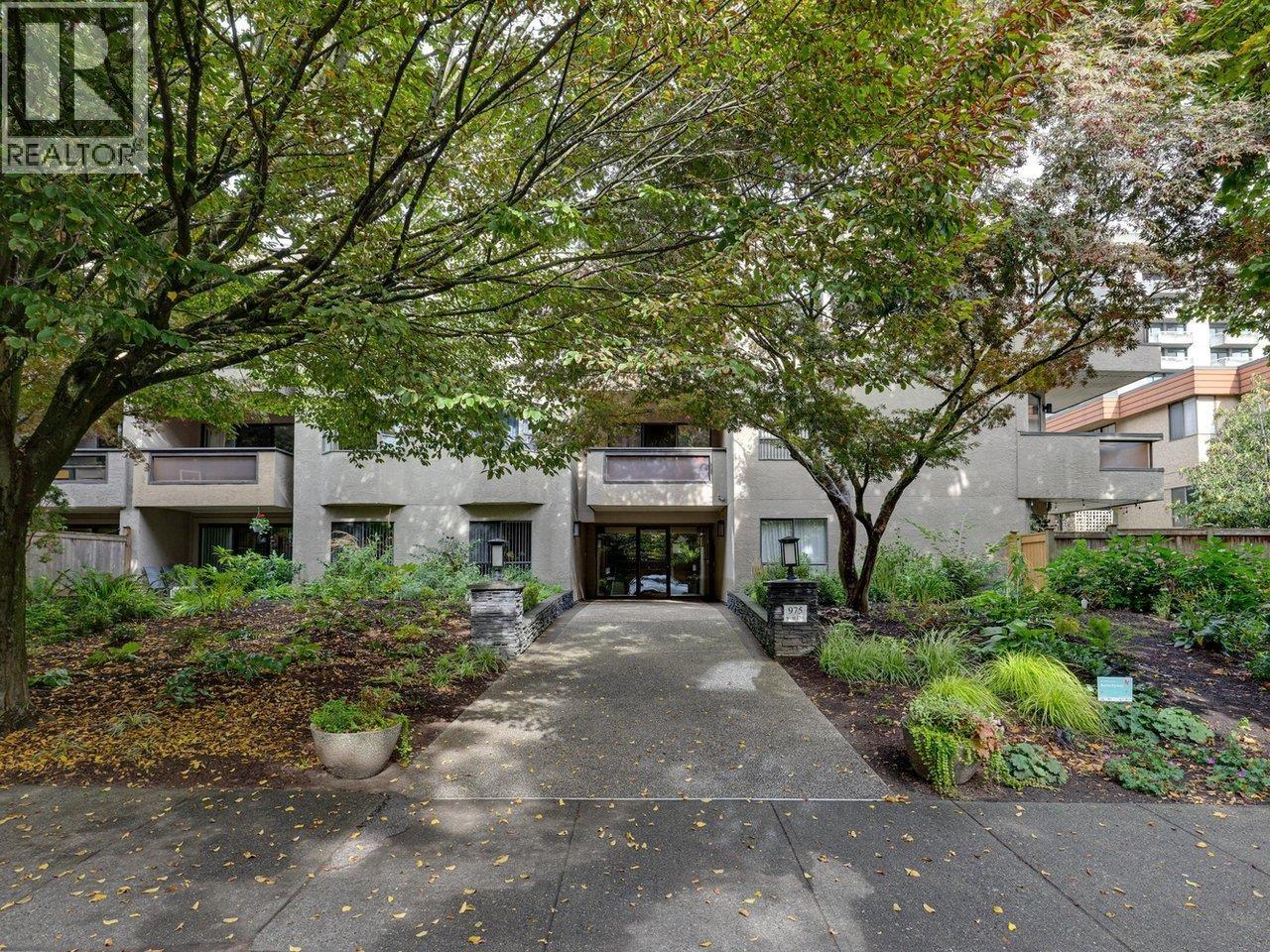 306 975 W 13TH AVENUE