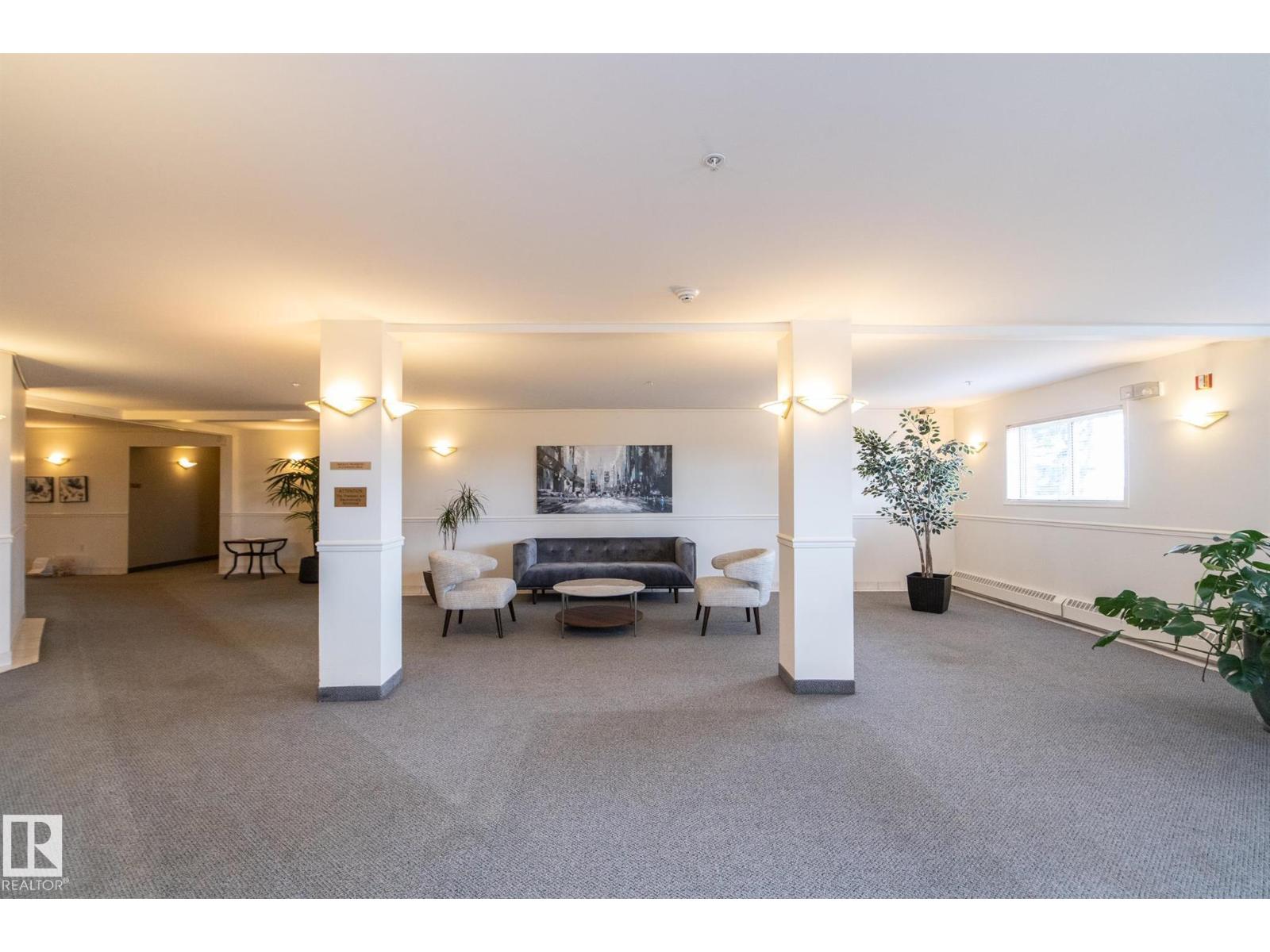 #112 11716 100 AV NW