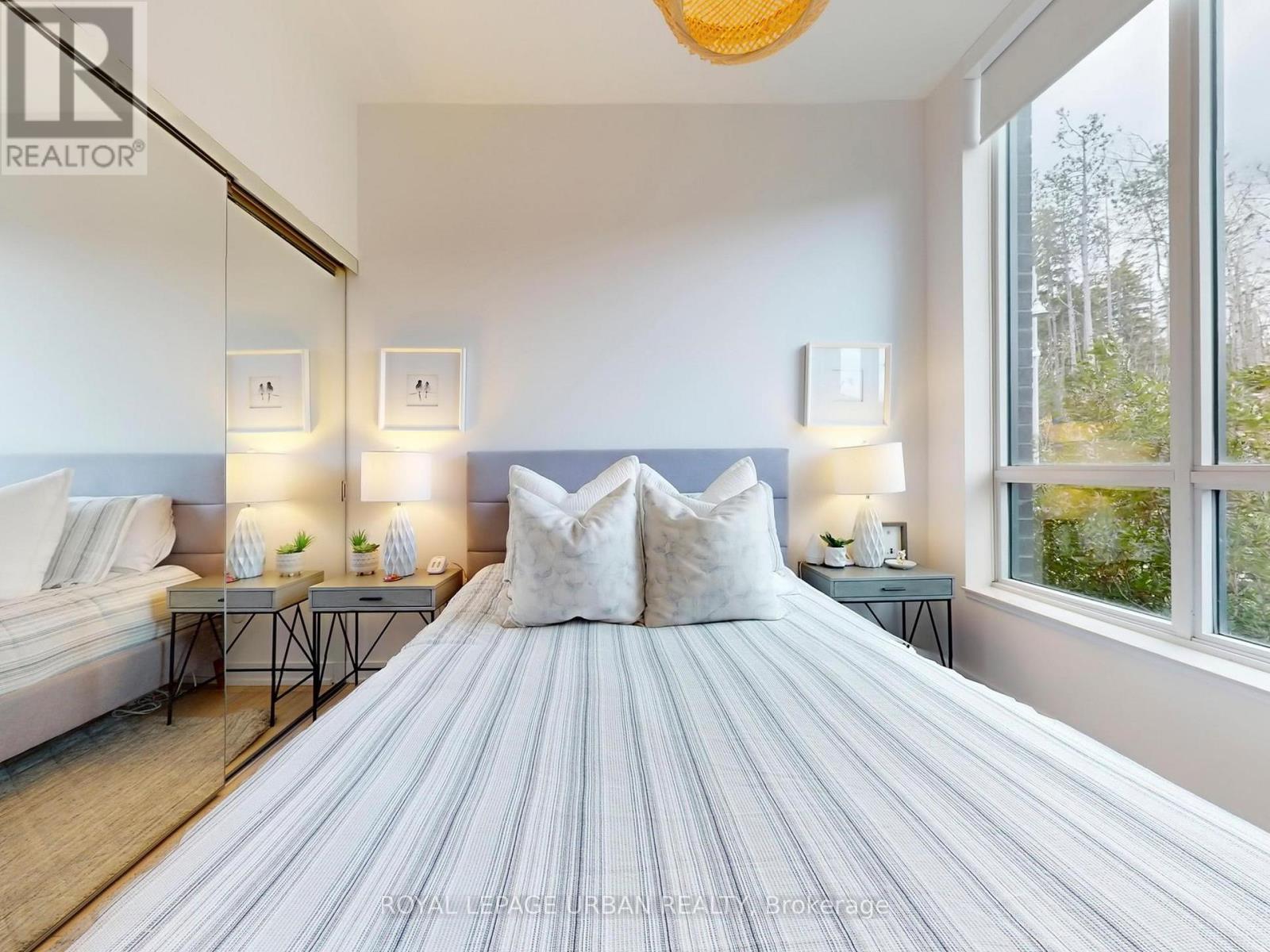 151 - 415 SEA RAY AVENUE