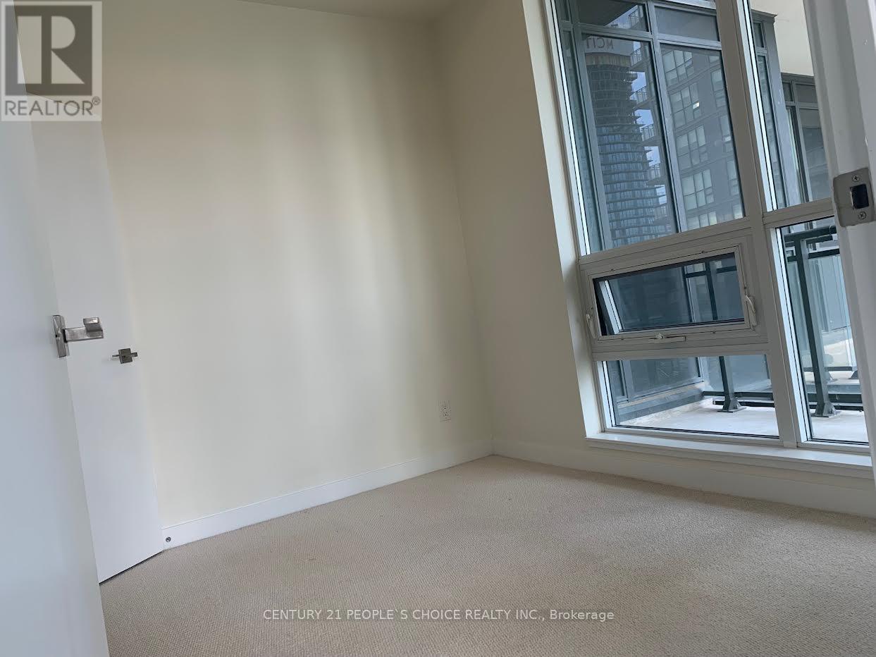 601 - 510 CURRAN PLACE