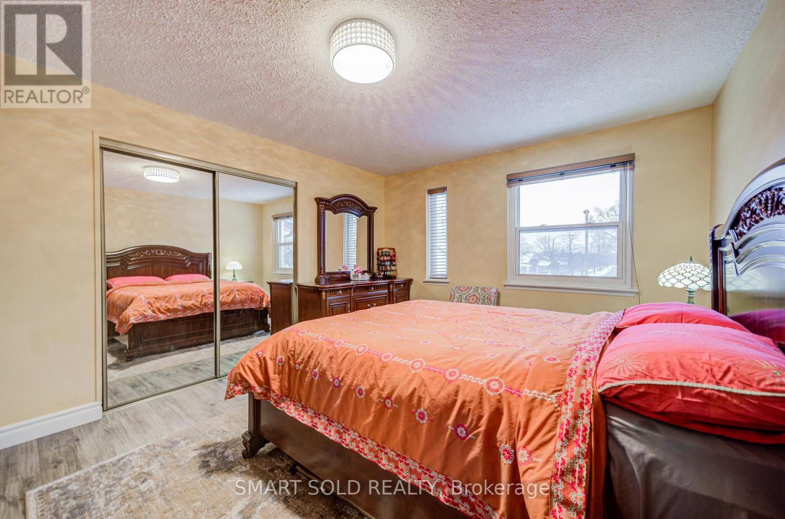 43 MAMMOTH HALL TRAIL