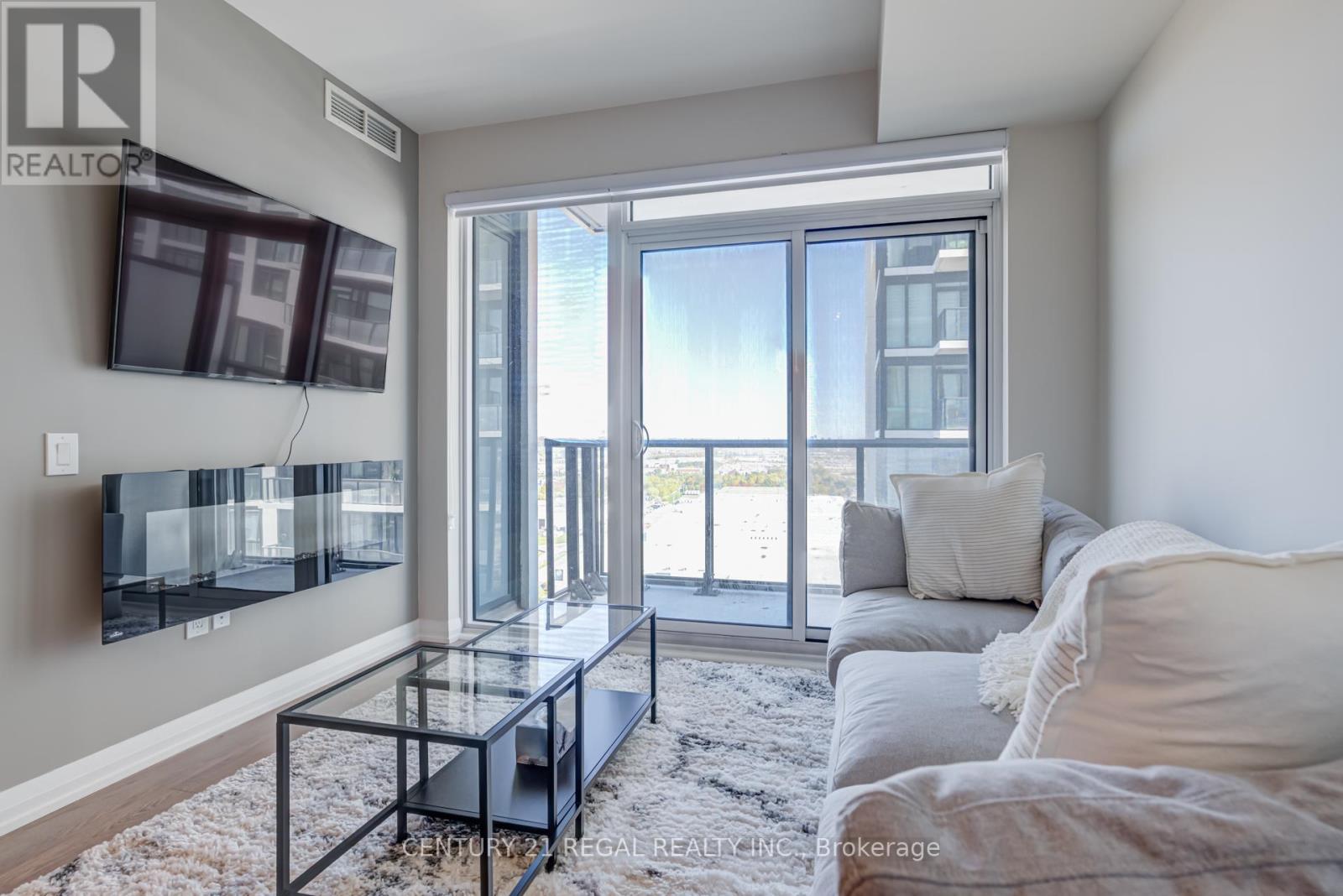 2125 - 9000 JANE STREET