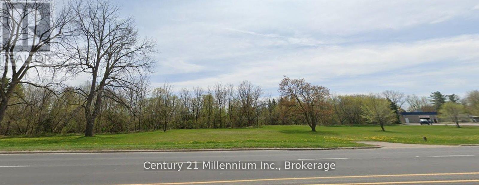 609 VICTORIA STREET E