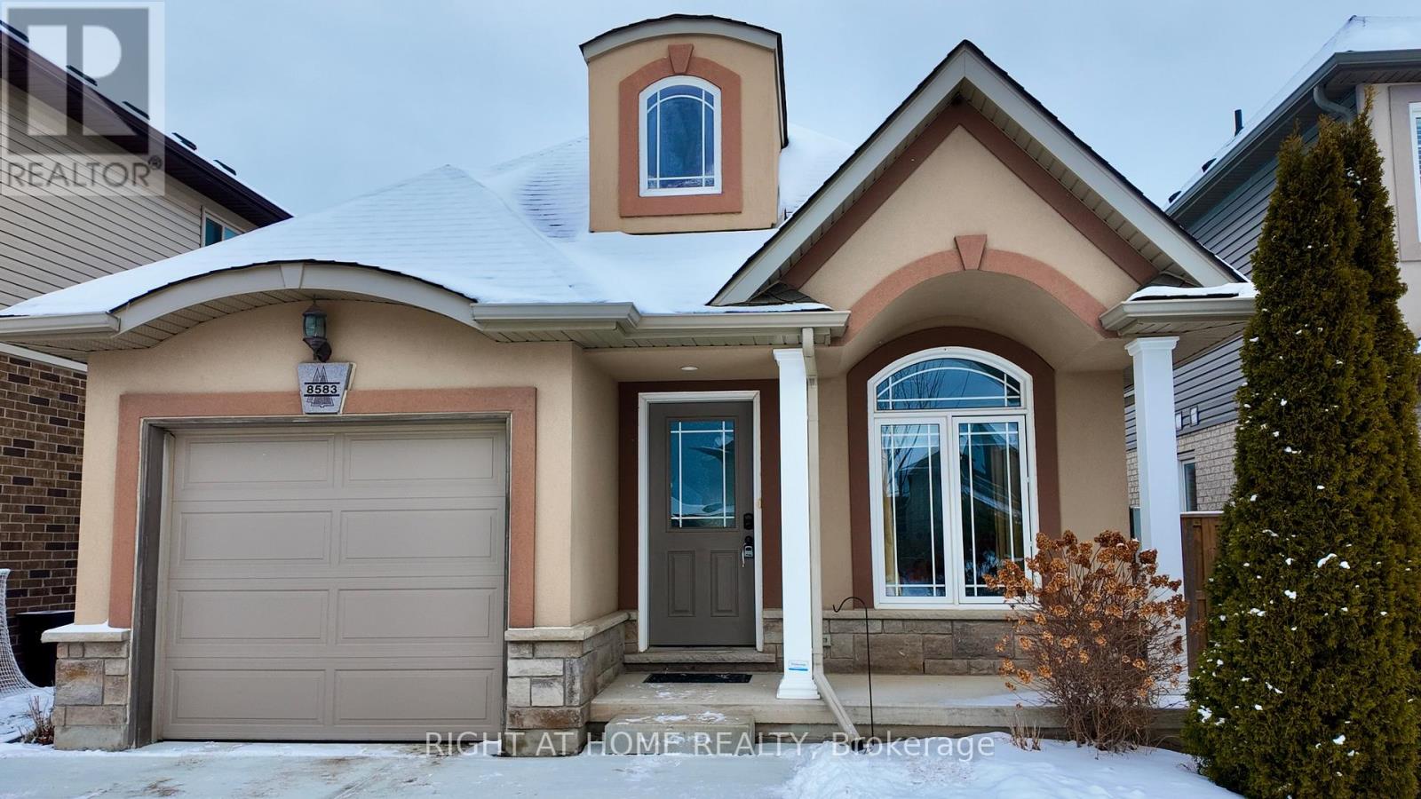 8583 JENNIFER CRESCENT N