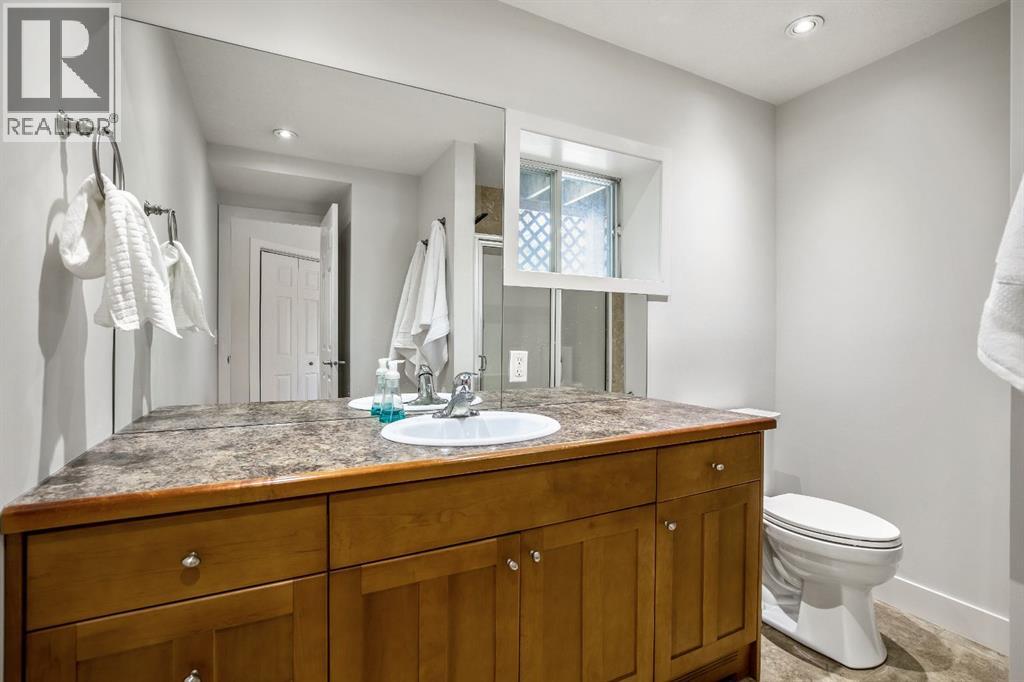 24 Mountain View Park