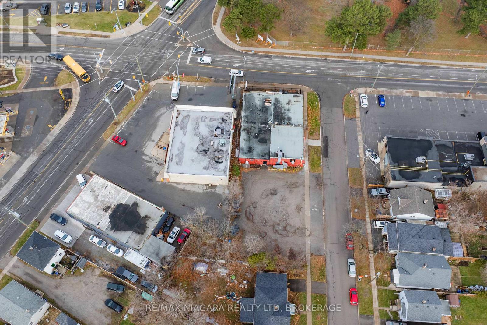 231 ST. PAUL STREET W