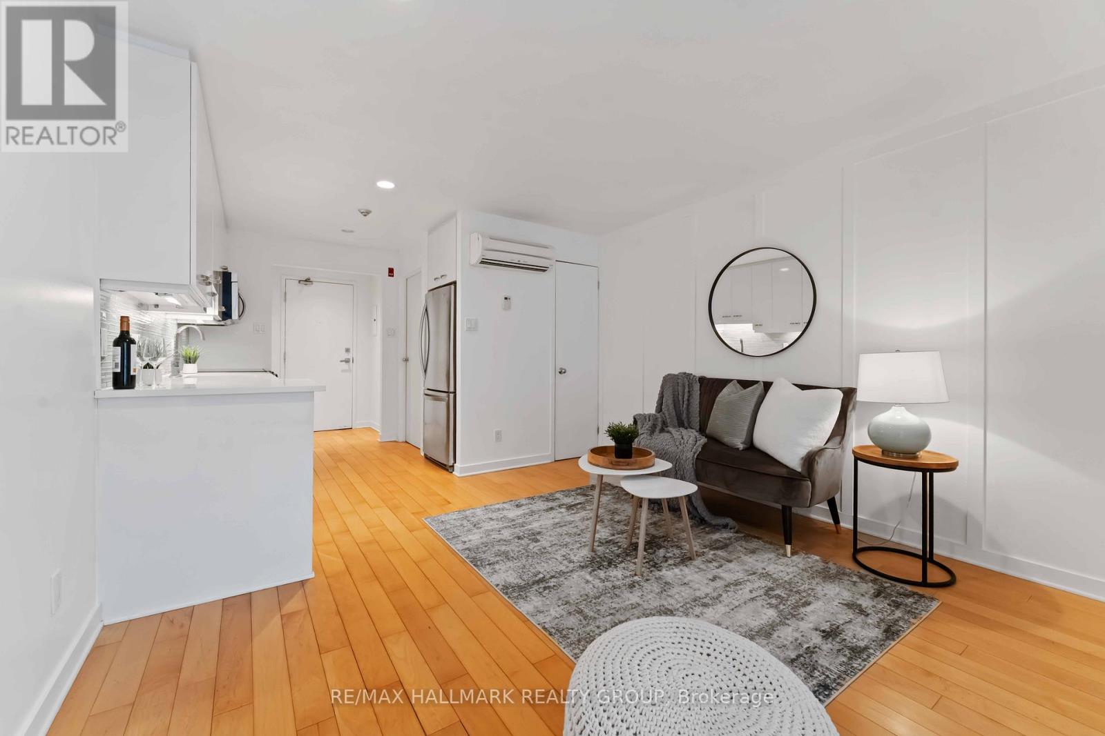 15 - 202 ST. PATRICK STREET