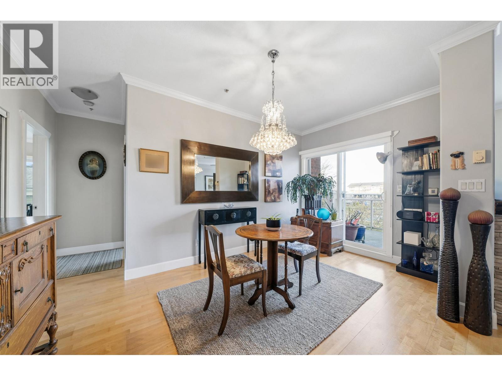 318 4280 MONCTON STREET