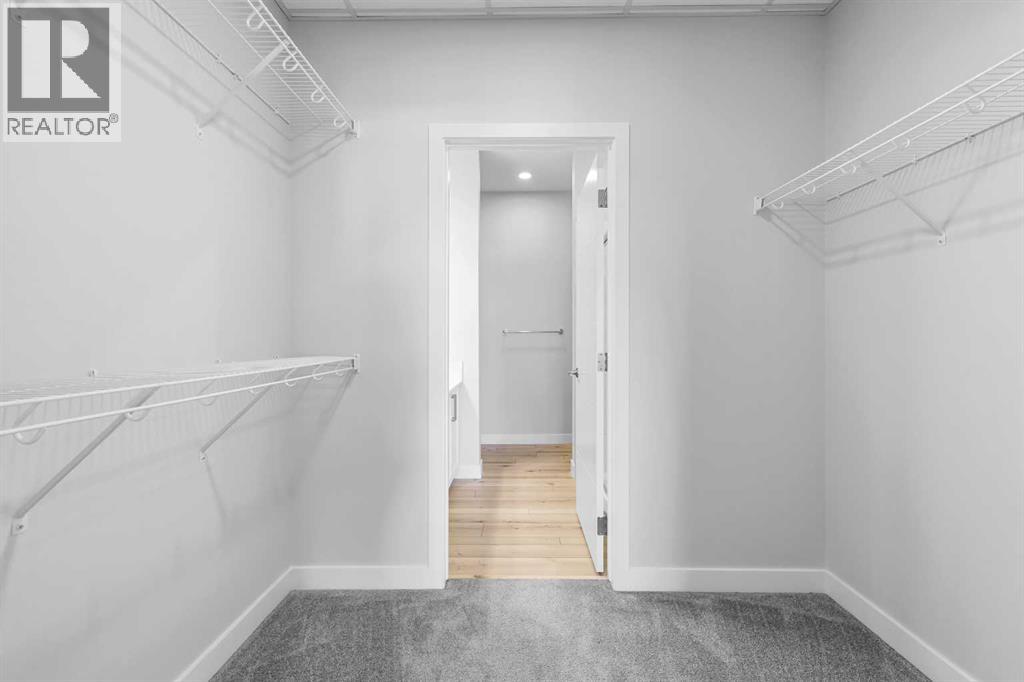 408, 255 Les Jardins Park SE