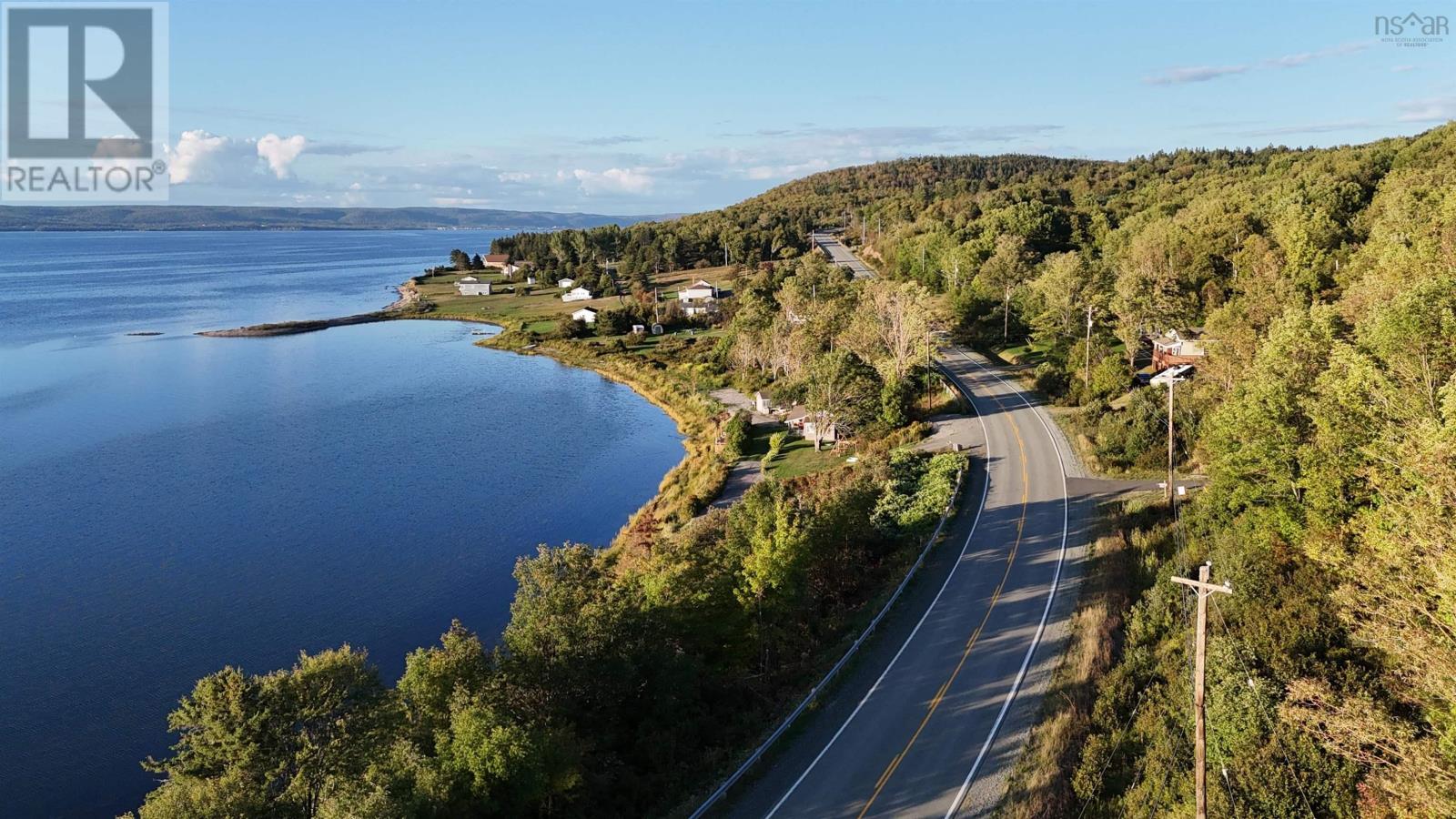 9653 East Bay Highway