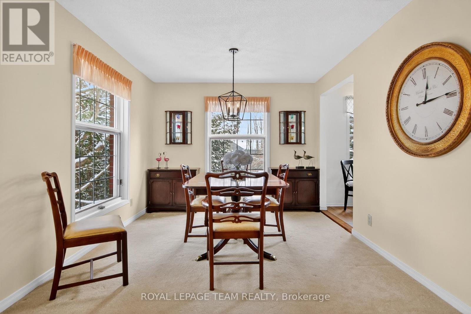 201 - 40 PEARL STREET