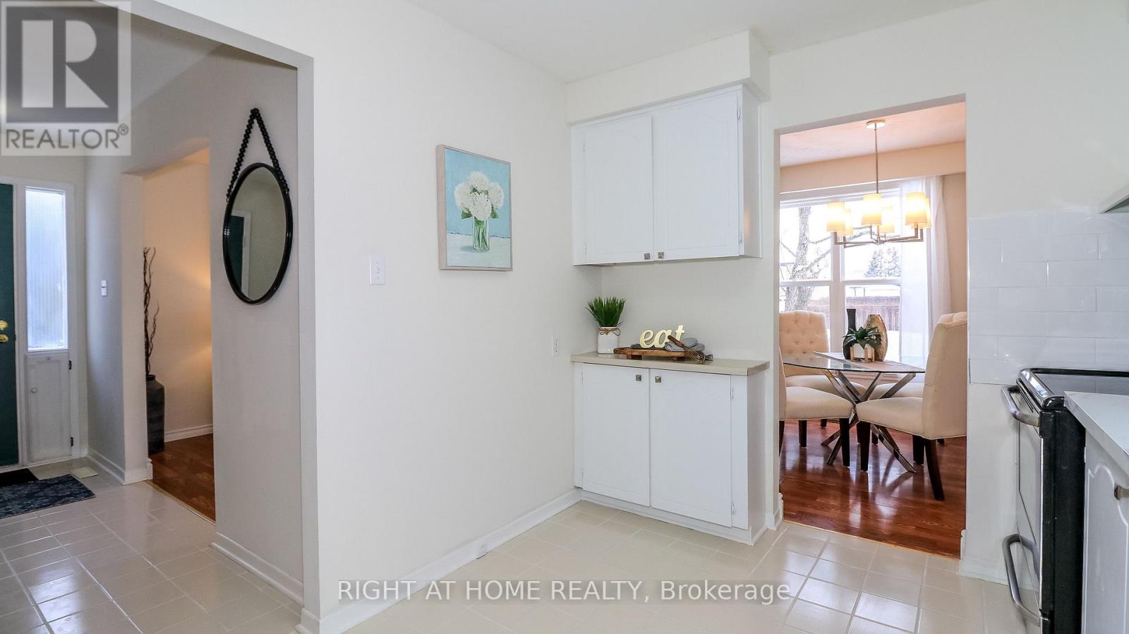 1059 GLEN MHOR CRESCENT