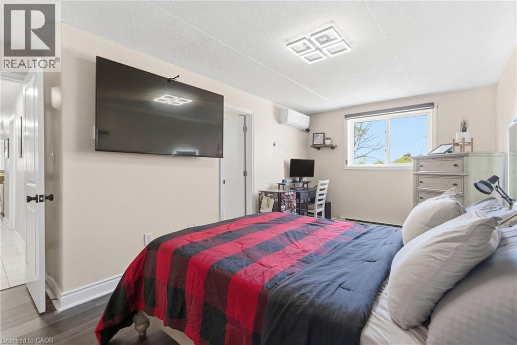 4658 DRUMMOND Road Unit# 307