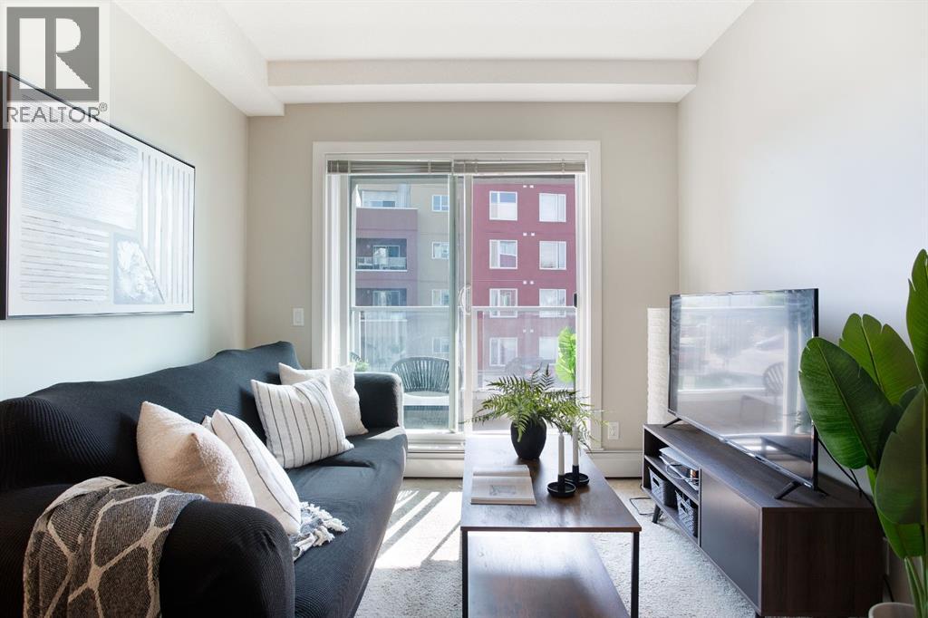 2203, 604 East Lake Boulevard NE