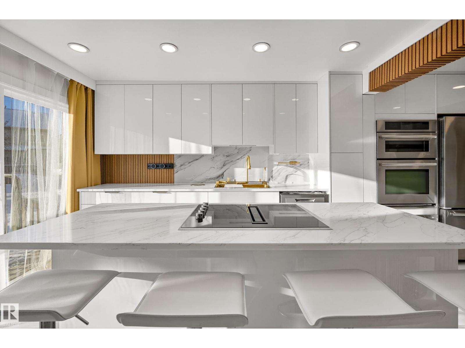 11A MEADOWLARK VG NW