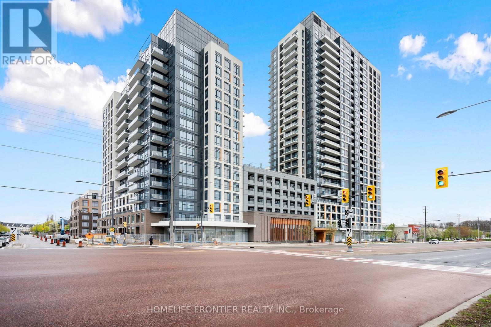 2310 - 7950 BATHURST STREET
