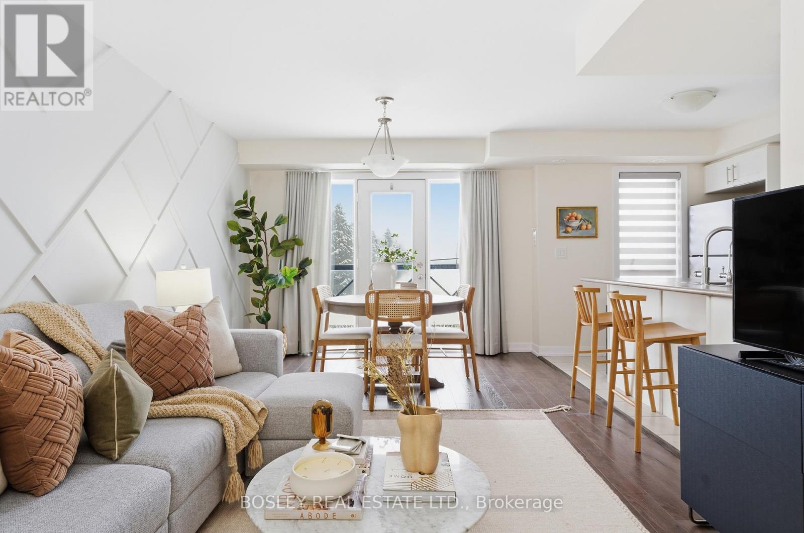 2303 - 20 WESTMEATH LANE