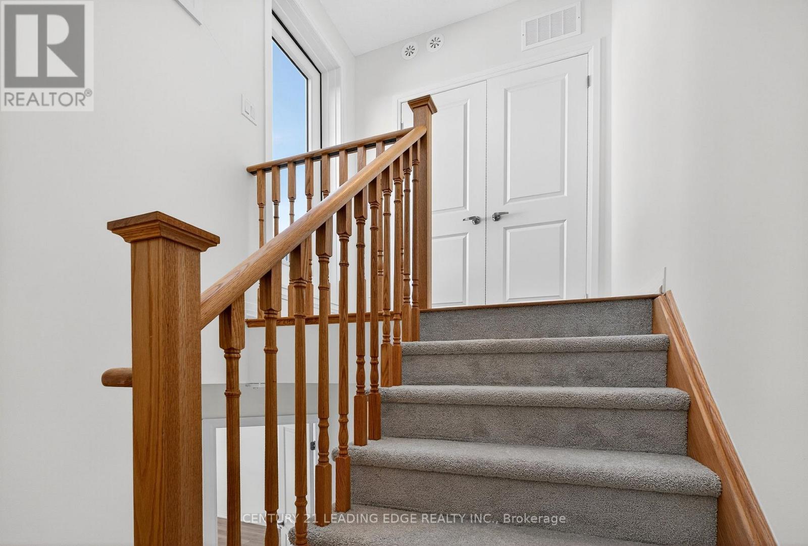 32 - 145 TAPSCOTT ROAD