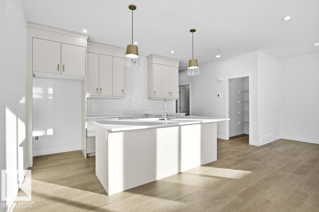 2331 MUCKLEPLUM WY SW