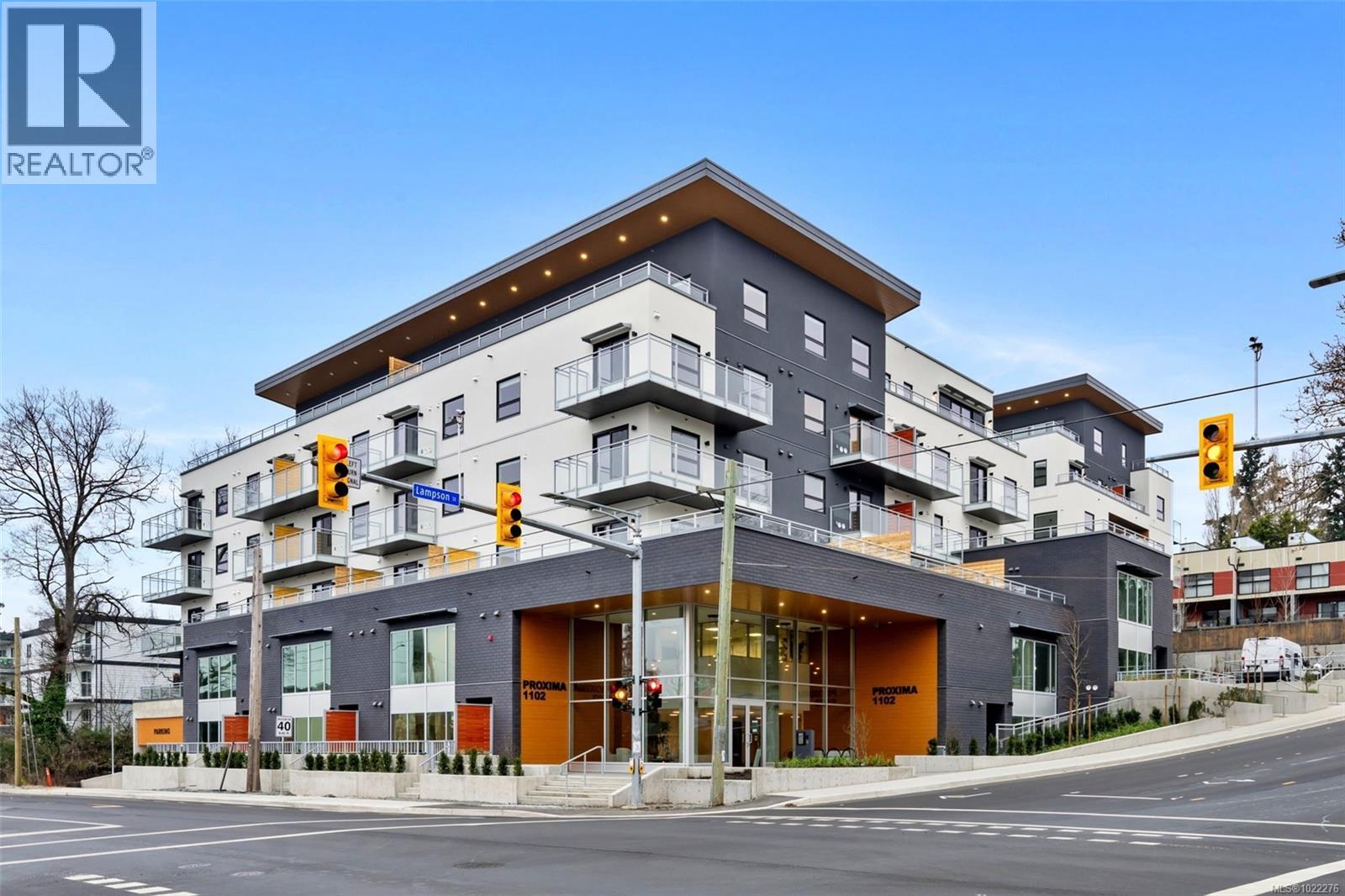 208 610 Lampson Rd