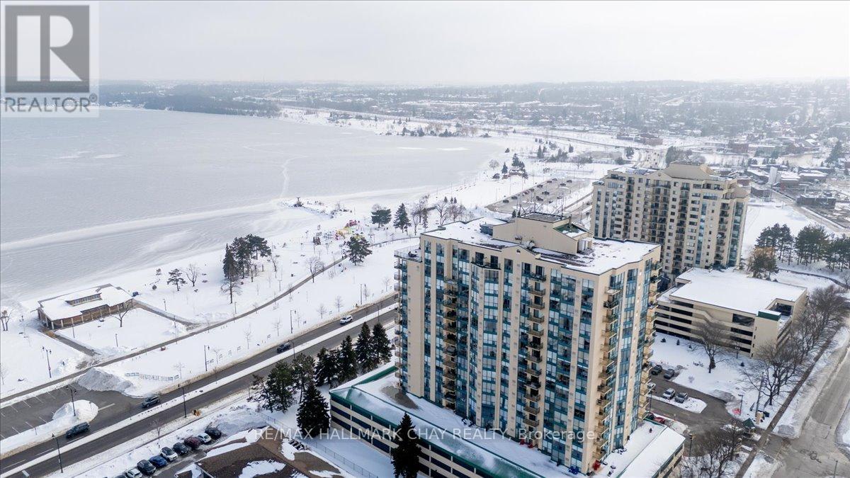 602 - 65 ELLEN STREET