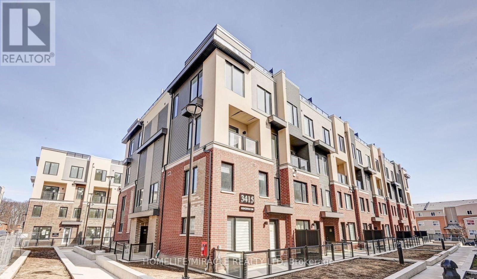 02 - 3415 RIDGEWAY DRIVE