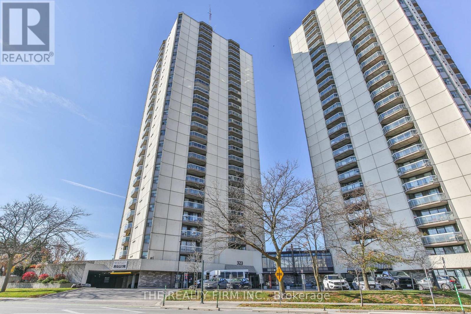 2605 - 323 COLBORNE STREET