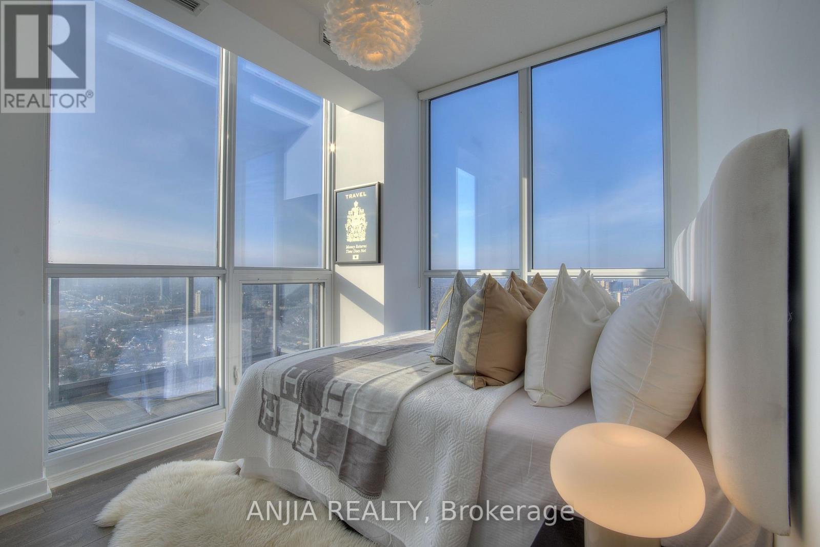 2409 - 38 FOREST MANOR ROAD