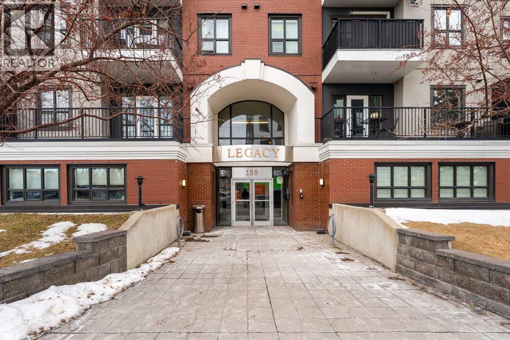 202, 138 18 Avenue SE