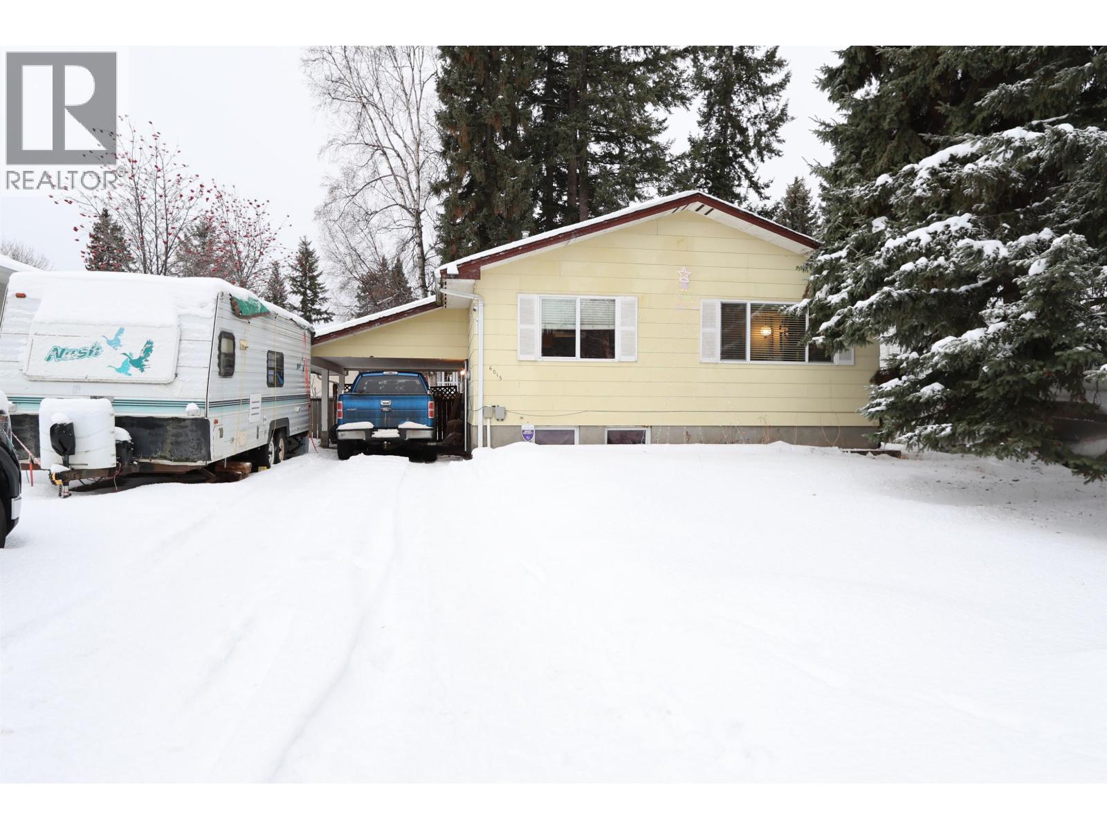 6015 SELKIRK CRESCENT