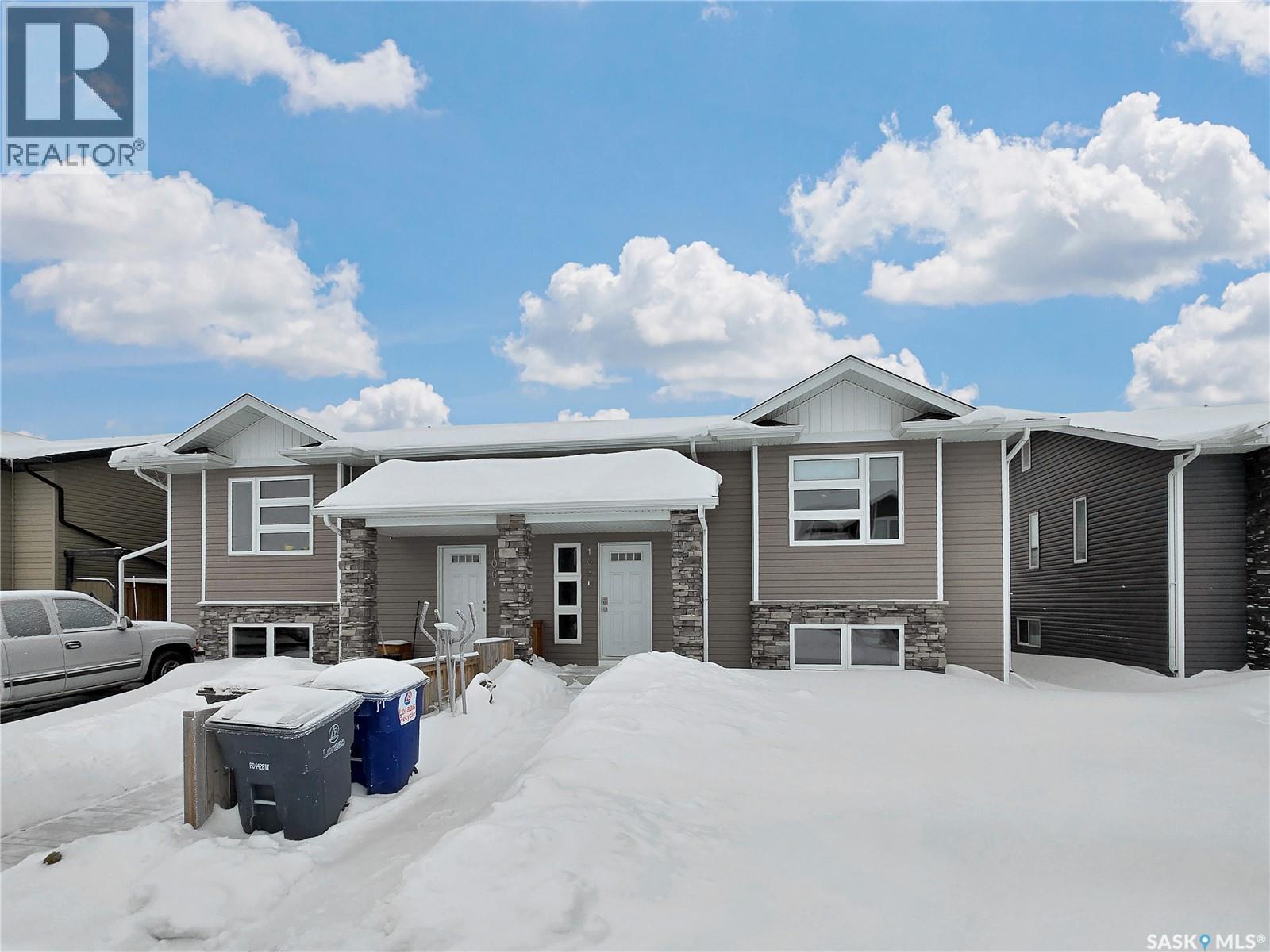 104 Reddekopp CRESCENT