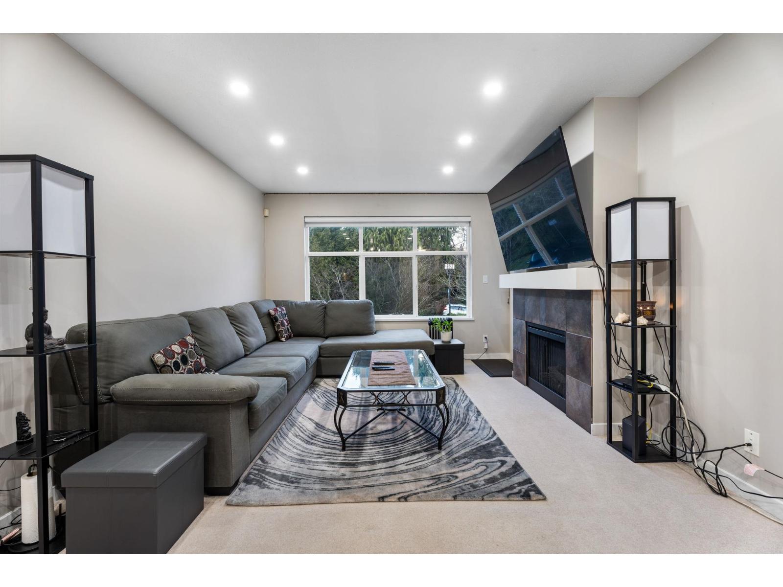 203 14885 105 AVENUE